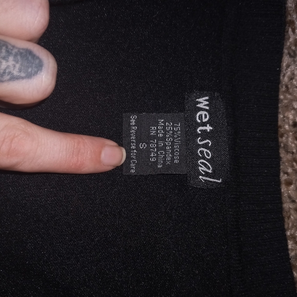 Black sweater top - Picture 2 of 3